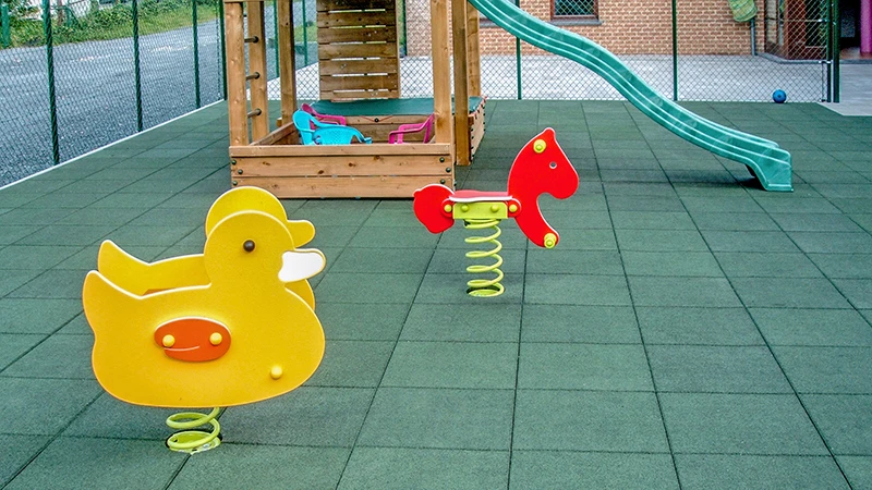 If the entire play area of a children's playground is made of WARCO safety tiles, it can be played on in any weather. The play area is easy to keep clean. Even after years, the playground still looks good.
