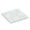 Block Pattern – Deck Tile von WARCO im Farbdesign Chalk mit den Abmessungen 38,5 x 38,5 x 2 cm. Produktfoto von Artikel 6333 in der Aufsicht von schräg vorne.