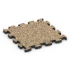 Fitness Max Floor System von WARCO im Farbdesign Rattan mit den Abmessungen 44,6 x 44,6 × 2,8 cm. Produktfoto von Artikel 6885 in der Aufsicht von schräg vorne.
