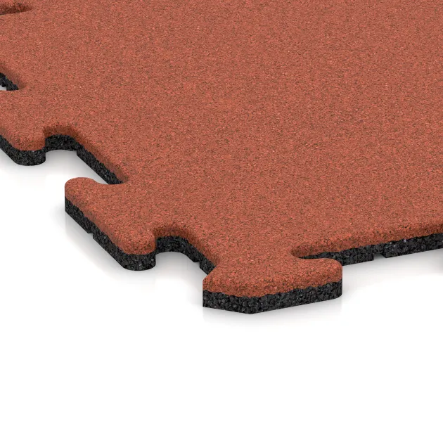 Detailaufnahme der Randausprägung von WARCO-Produkt 6218, Sports flooring tile 1.8 cm, Format 500 x 500 x 18 mm, Farbe Bright Red-Orange.