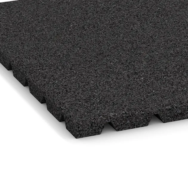 Detailaufnahme der Randausprägung von WARCO-Produkt 0532, Outdoor rubber tile, Format 500 x 500 x 25 mm, Farbe Anthracite.