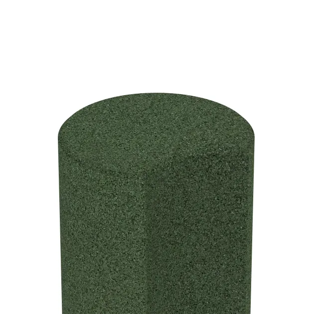 Detailaufnahme der Randausprägung von WARCO-Produkt 2564, Rubber granulate palisade, Format ø 250 x 800 mm, Farbe Grass Green.