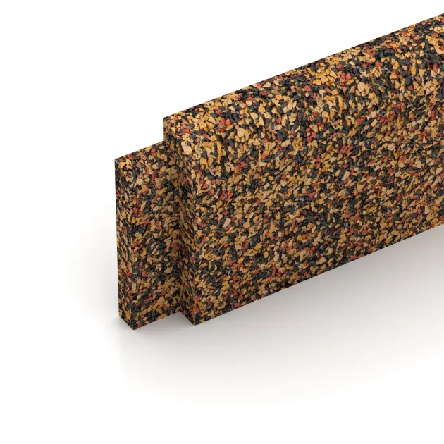 Detailaufnahme der Randausprägung von WARCO-Produkt 2250, Skirting Board, Format 750 x 80 x 20 mm, Farbe Terra Cotta.