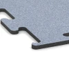Detailaufnahme der Randausprägung von WARCO-Produkt 6148, Fitness Performance Elite Training Floor, Format 100 x 100 x 1,5 cm | 1,00 m², Farbe Mist Grey.
