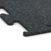 Detailaufnahme der Randausprägung von WARCO-Produkt 3770, Fitness Performance Elite Training Floor, Format 50 x 50 x 1,5 cm | 0,25 m², Farbe Light Blue Speckled.