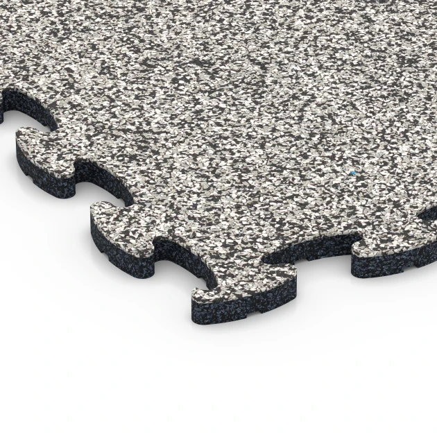 Detailaufnahme der Randausprägung von WARCO-Produkt 6761, Pool Surround Tiles, Format 44,6 x 44,6 x 1,8 cm, Farbe Grey Granite.