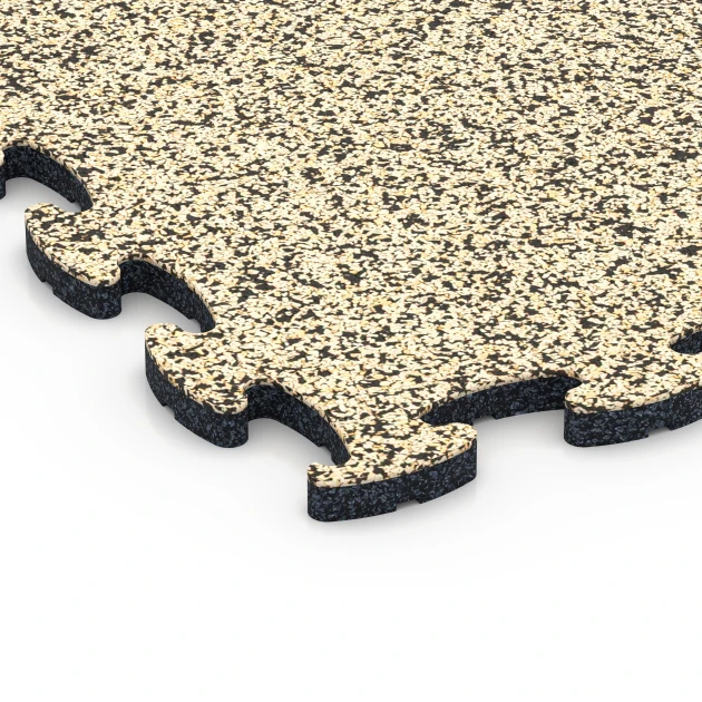 Detailaufnahme der Randausprägung von WARCO-Produkt 6766, Pool Surround Tiles, Format 44,6 x 44,6 x 1,8 cm, Farbe Travertine.
