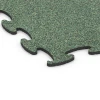 Detailaufnahme der Randausprägung von WARCO-Produkt 6906, Indoor Dog Sports Flooring, Format 98 x 98 × 1,8 cm, Farbe English Lawn.