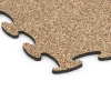Detailaufnahme der Randausprägung von WARCO-Produkt 6907, Indoor Dog Sports Flooring, Format 98 x 98 × 1,8 cm, Farbe Terracotta.