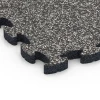Detailaufnahme der Randausprägung von WARCO-Produkt 6931, Safety Puzzle Tile, Format 44,6 x 44,6 × 2,8 cm, Farbe Dark Grey Granite.