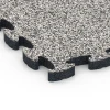 Detailaufnahme der Randausprägung von WARCO-Produkt 6950, Sports Court Tile, Format 44,6 x 44,6 × 2,8 cm, Farbe Grey Granite.