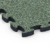 Detailaufnahme der Randausprägung von WARCO-Produkt 6843, Fitness Active Floor System, Format 44,6 x 44,6 × 2,8 cm, Farbe English Lawn.