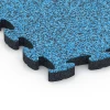 Detailaufnahme der Randausprägung von WARCO-Produkt 6947, Patio rubber tile, Format 44,6 x 44,6 × 2,8 cm, Farbe Atlantic.
