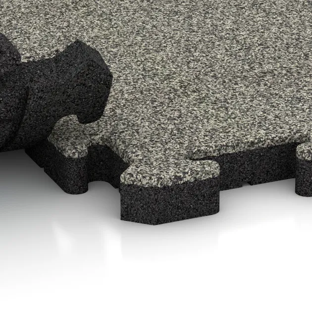 Großaufnahme vom Verbindungssystem von WARCO-Boden 2841 - Outdoor click tile im Farbdesign Light Granite. Abmessungen 500 x 500 x 40 mm.