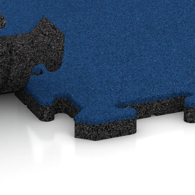 Großaufnahme vom Verbindungssystem von WARCO-Boden 5810 - Fitness Floor Protection Mat im Farbdesign Gentian Blue. Abmessungen 1000 x 1000 x 30 mm.
