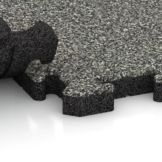 Großaufnahme vom Verbindungssystem von WARCO-Boden 4971 - Edge Tile HD im Farbdesign Gray Granite. Abmessungen 500 x 235 x 40 mm.