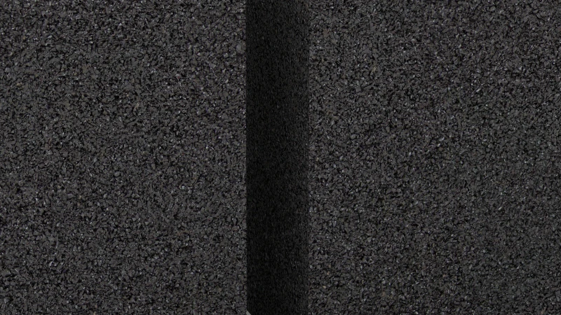 Concrete foundation with back-brace