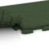 Großaufnahme vom Verbindungssystem von WARCO-Boden 1261 - Dog kennel floor tile im Farbdesign Grass Green. Abmessungen 500 x 500 x 30 mm.