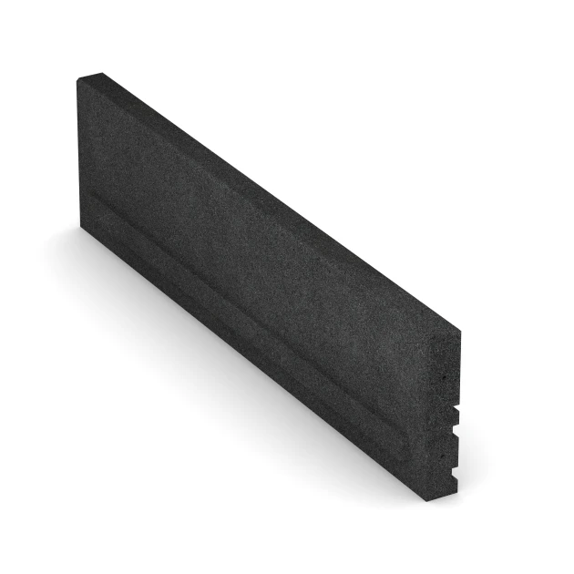 Großaufnahme vom Verbindungssystem von WARCO-Boden 3784 - Rubber Kerb im Farbdesign Anthracite. Abmessungen 100 × 5 × 25 cm.