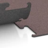 Großaufnahme vom Verbindungssystem von WARCO-Boden 6145 - Fitness Performance Elite Training Floor im Farbdesign Mineral Red. Abmessungen 100 x 100 x 1 cm | 1,00 m².
