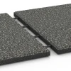 Großaufnahme vom Verbindungssystem von WARCO-Boden 6413 - EPDM Playground Safety Tile – 90 cm im Farbdesign Dark grey granite. Abmessungen 50 x 50 x 3 cm | 0,25 m².