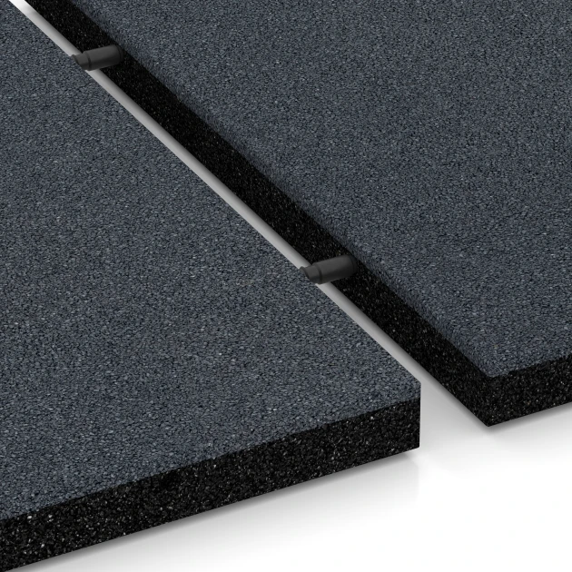 Großaufnahme vom Verbindungssystem von WARCO-Boden 6221 - Playground Safety Tiles im Farbdesign Slate grey. Abmessungen 50 x 50 x 4 cm.