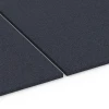 Großaufnahme vom Verbindungssystem von WARCO-Boden 6176 - Fitness Performance Elite Training Floor im Farbdesign Anthracite. Abmessungen 100 × 100 × 2 cm.
