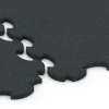 Großaufnahme vom Verbindungssystem von WARCO-Boden 6377 - Fitness Floor Protection Mat im Farbdesign Anthracite. Abmessungen 102,5 x 102,5 x 2 cm | 1,05 m².