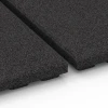 Großaufnahme vom Verbindungssystem von WARCO-Boden 6389 - Stable Mat Luxury im Farbdesign Anthracite. Abmessungen 100 x 50 x 4,5 cm | 0,50 m².
