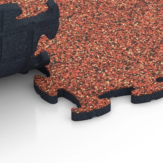 Großaufnahme vom Verbindungssystem von WARCO-Boden 6917 - Exhibition Click Floor Tile im Farbdesign Embers. Abmessungen 44,6 x 44,6 x 1,8 cm.