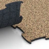 Großaufnahme vom Verbindungssystem von WARCO-Boden 6808 - Dog Agility Flooring im Farbdesign Terracotta. Abmessungen 97,1 x 97,1 × 1,8 cm.