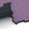 Großaufnahme vom Verbindungssystem von WARCO-Boden 6855 - Fitness Active Floor System im Farbdesign Lavender. Abmessungen 97,1 x 97,1 x 2,8 cm.