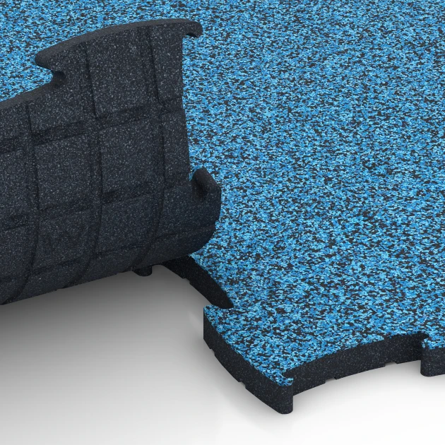 Großaufnahme vom Verbindungssystem von WARCO-Boden 6893 - Fitness Max Floor System im Farbdesign Atlantic. Abmessungen 97,1 x 97,1 x 2,8 cm.