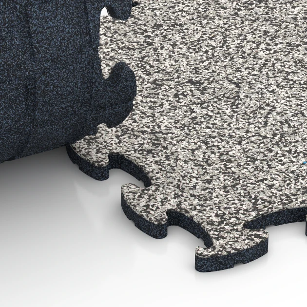 Großaufnahme vom Verbindungssystem von WARCO-Boden 6815 - Stone Carpet Click Tile im Farbdesign Grey Granite. Abmessungen 28,9 x 28,9 x 1,8 cm.