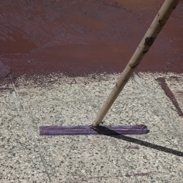 Aufsicht auf die Unterseite, also die Bodenseite von WARCO-Formteil 0030 - ALLESDICHT – Waterproofing Coating im Format 11 kg | 3,3 m².