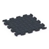 Aufsicht auf die Unterseite, also die Bodenseite von WARCO-Formteil 6801 - Dog Agility Flooring im Format 44,6 x 44,6 x 1,8 cm.