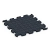 Aufsicht auf die Unterseite, also die Bodenseite von WARCO-Formteil 6966 - Fitness Premium Performance Flooring im Format 45,9 x 45,9 x 1,8.