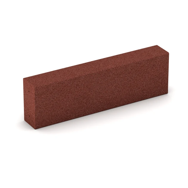 Foto der hinteren Seite vom unsymmetrischen WARCO-Formteil 7029: Rubber granulate block step, Design Brick red, Maße 100 x 30 x 15 cm.